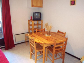Appartement Vars Ste Marie - 2P+coin montagne, 4 couchages, balcon Ouest, proche pistes - FR-1-330B-167